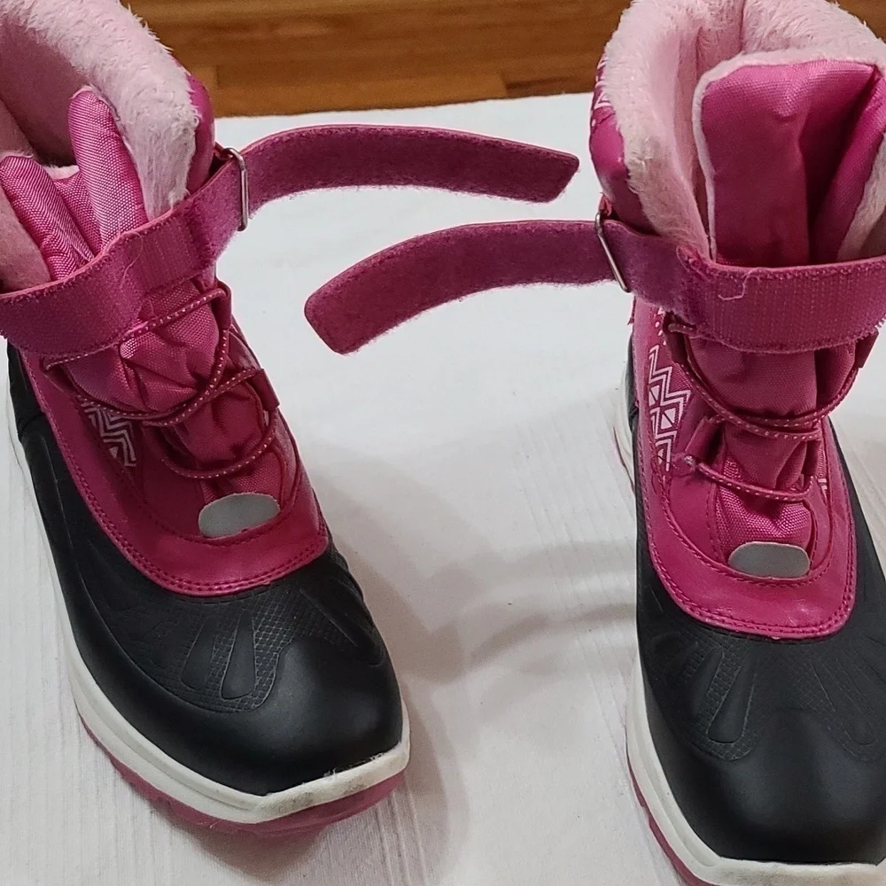 Pepperts! Girls Winter Snowboots Pink/Black Lined Lace-up Hook&Loop Sz‎ 5 EUC